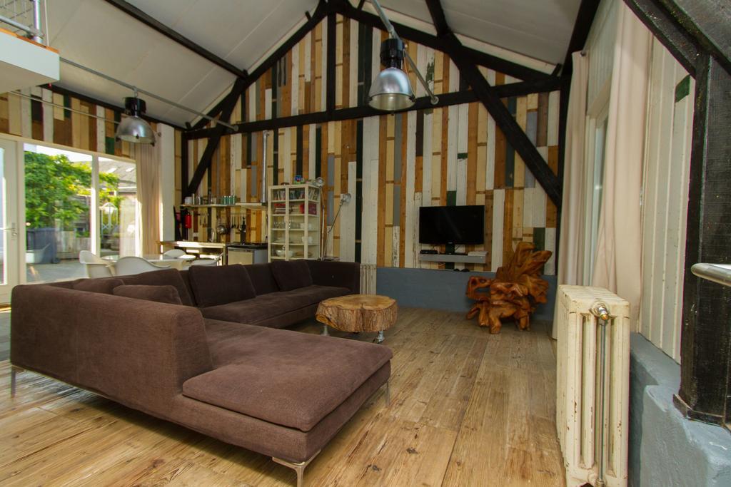 Paardenstal, Private House With Wifi And Free Parking For 1 Car Apartment Weesp Exterior photo